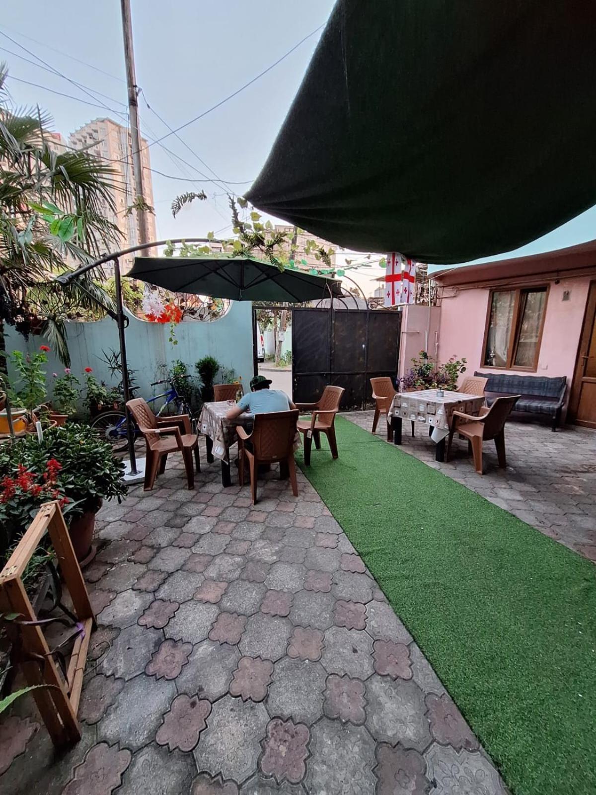 Nino And Ali Apartment Batumi Ngoại thất bức ảnh